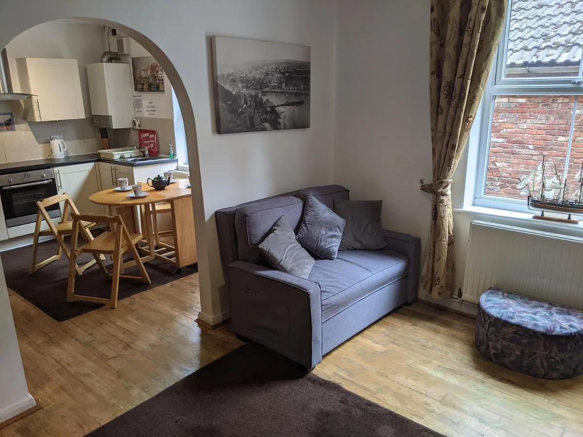 Endeavour Cottage Whitby Sleeps 6 Holiday home